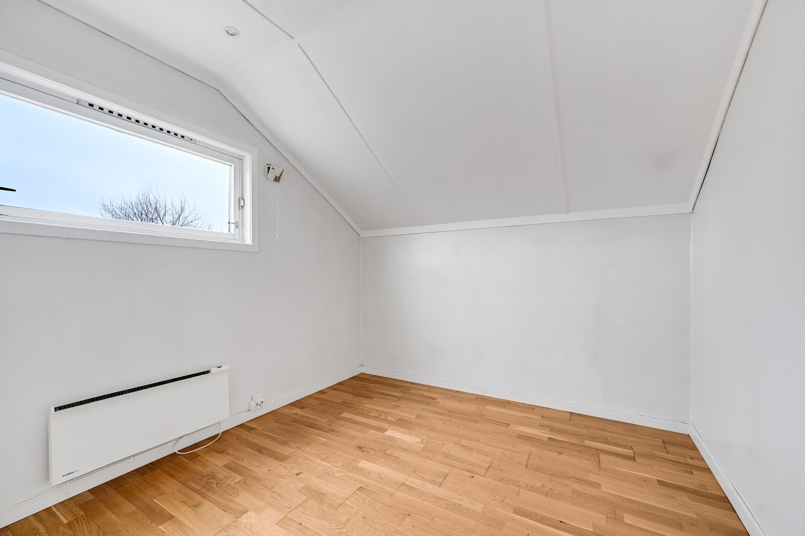 Soverom 2 av 2 i leilighet 2. etasje. Galleribilde