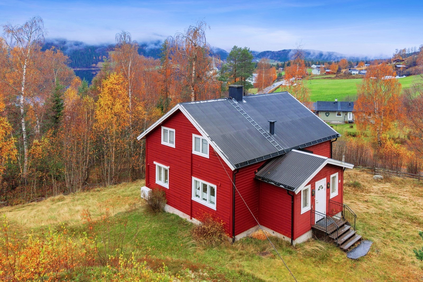 DNB Eiendom v/Torleif Løvfald Gaard presenterer Timbervegen 6! Galleribilde