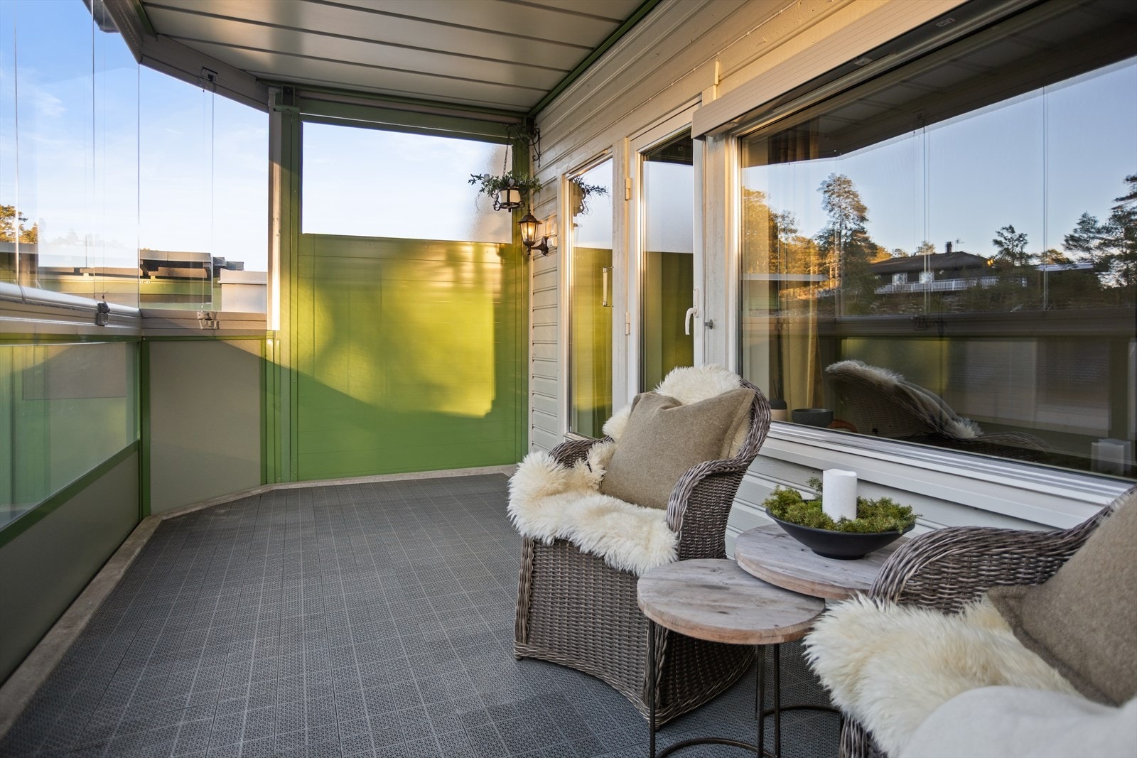 Innholdsrik og gjennomgående toppleilighet på Ringkollen. Galleribilde