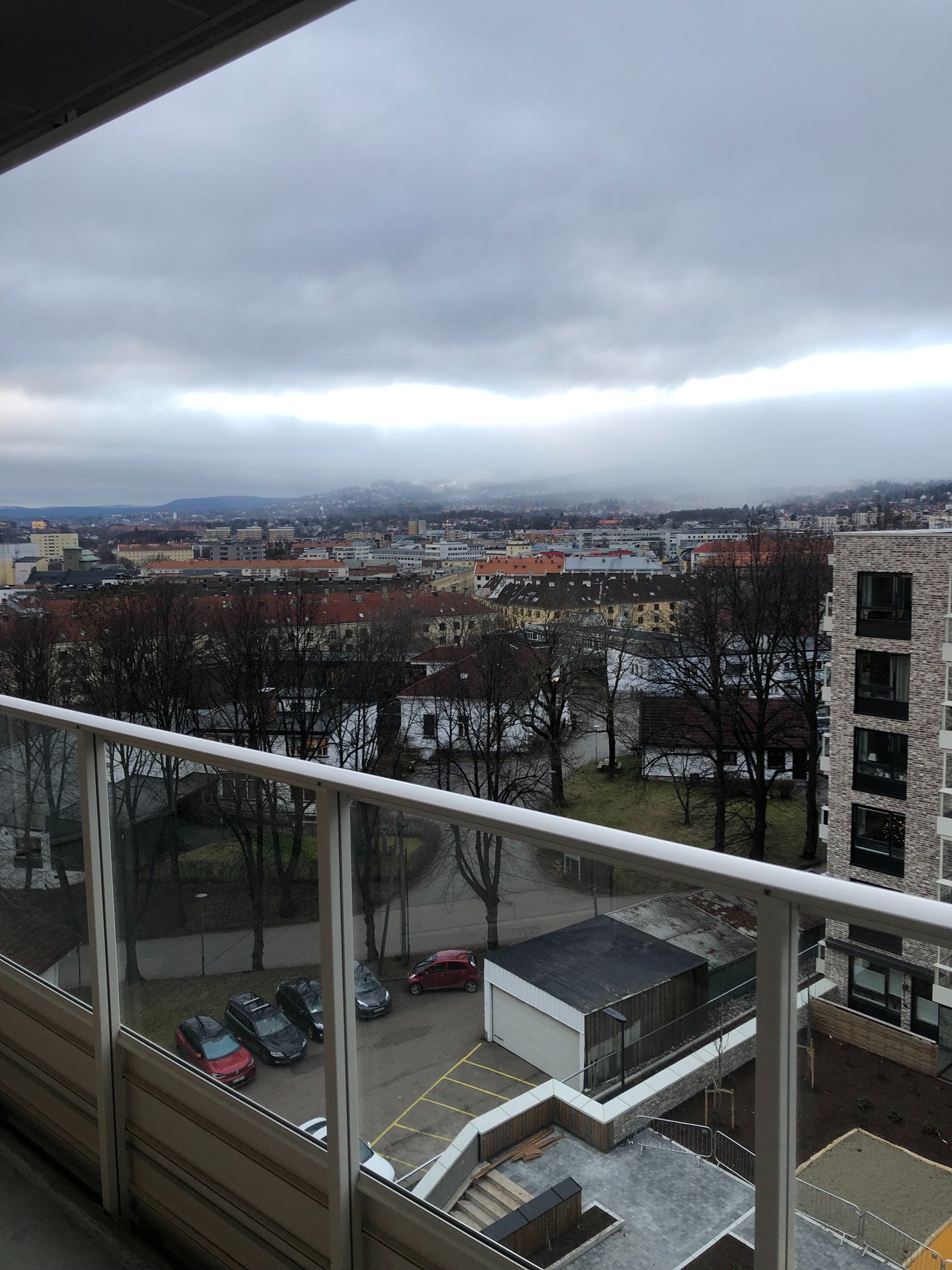 Utsikt fra balkong Galleribilde