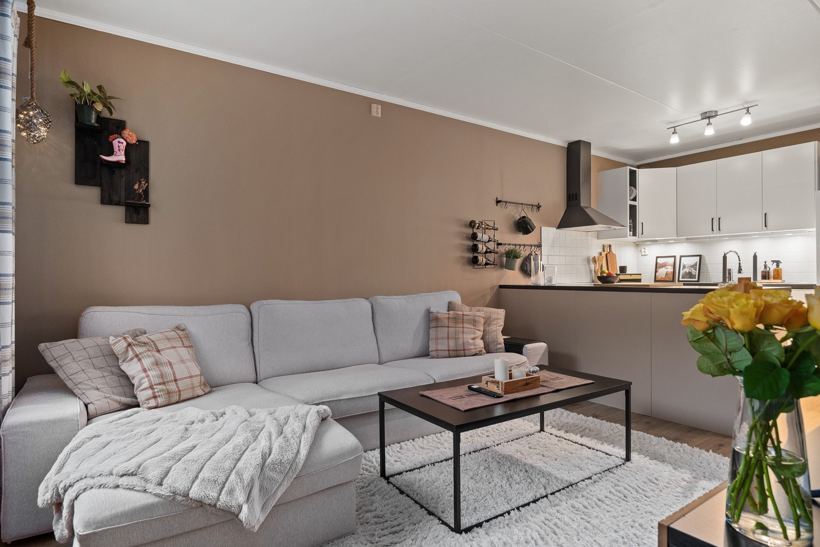 Velkommen til Frøyas vei 18! Galleribilde