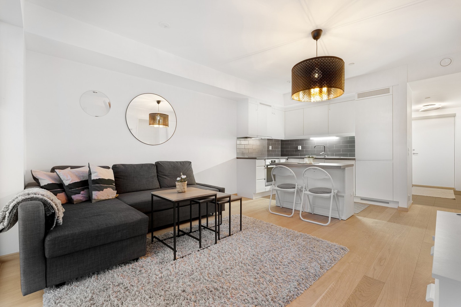 Lekker og moderne 3-roms leilighet med attraktiv beliggenhet i 1. etasje. Galleribilde