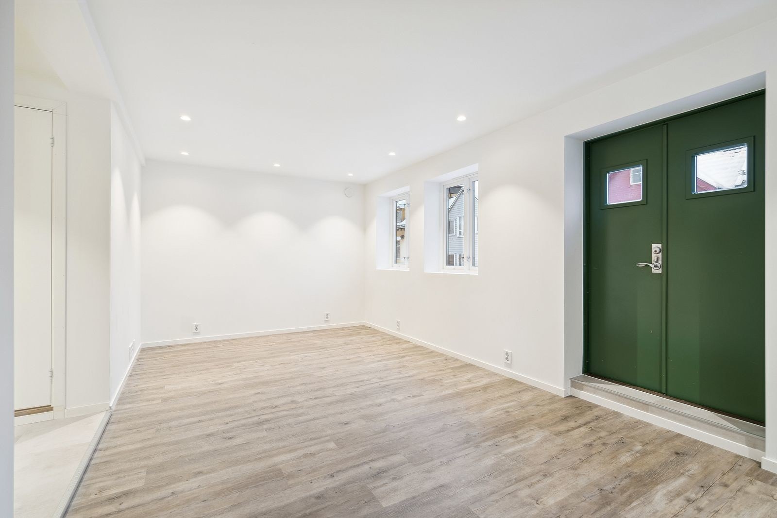 Velkommen inn til hovedplanet - boligen går over 3 plan. Galleribilde