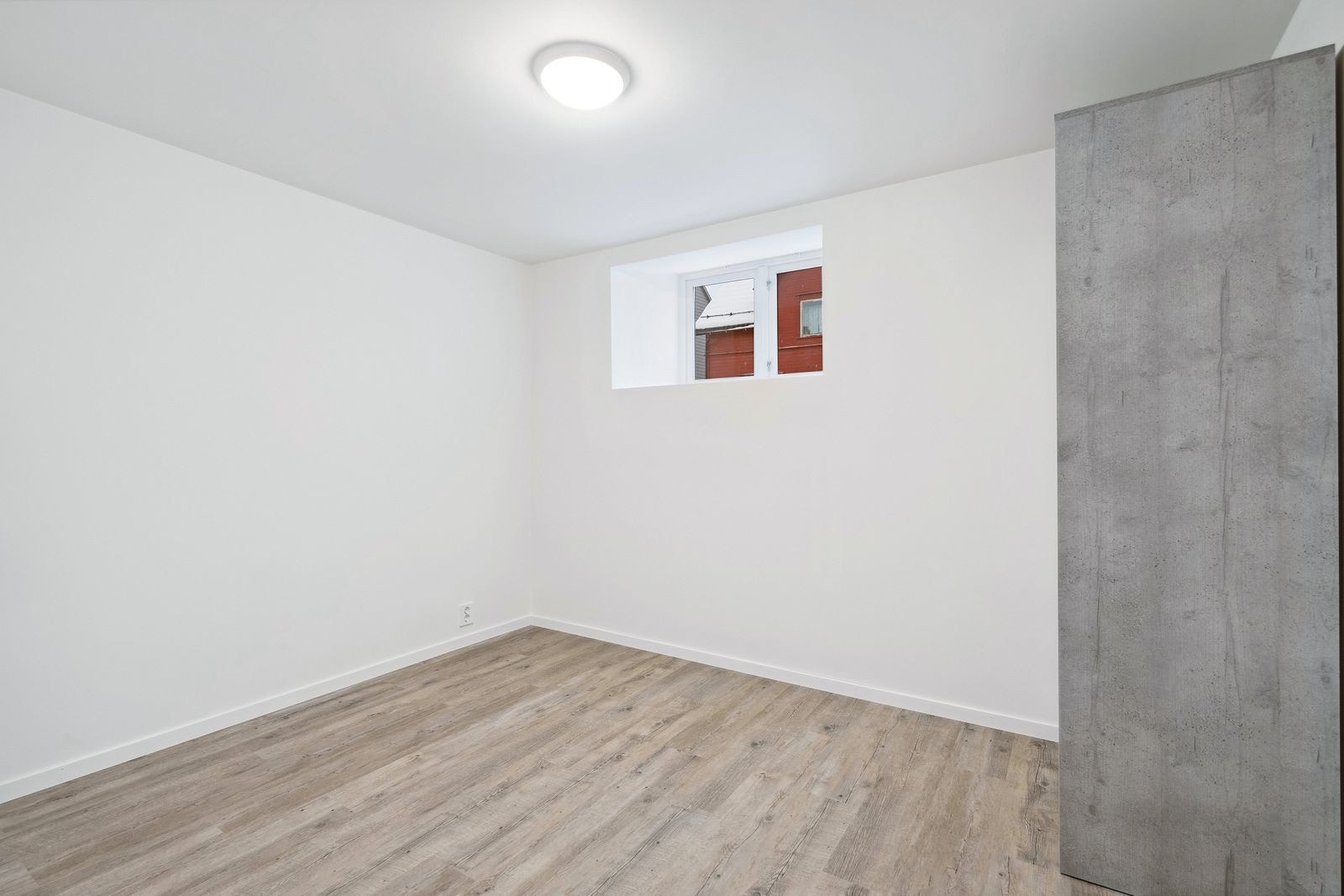 Soverom i kjeller. Galleribilde