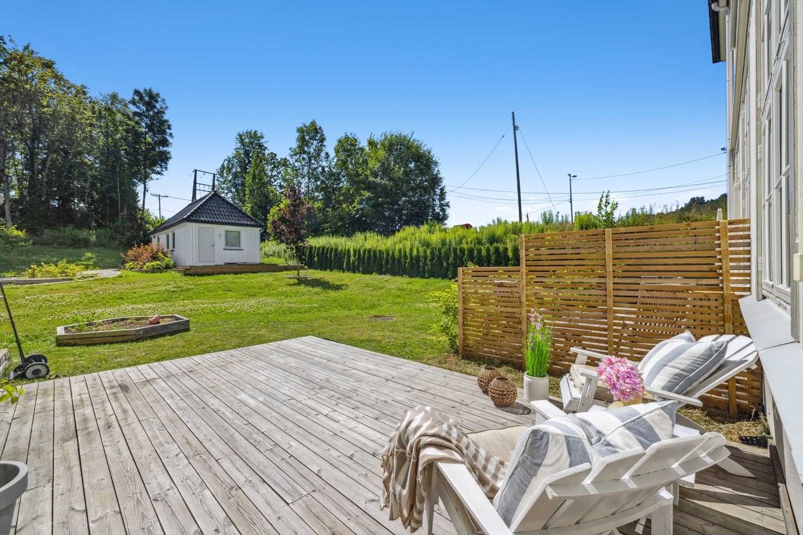 Utsyn mot hyggelige fellesområder Galleribilde