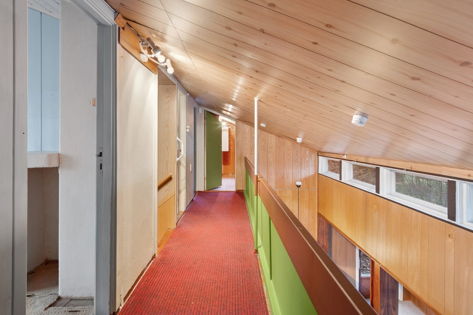 Gang mellom bad og soerommene. Her er det også en bod/ kott. Galleribilde