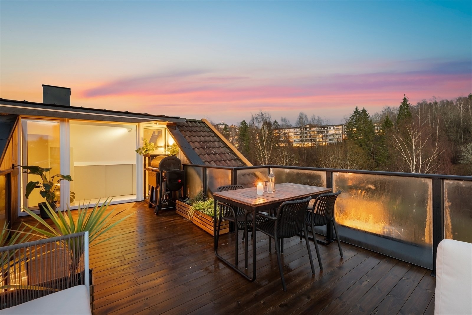 Her kan man samle familien til stemningsfulle middager Galleribilde