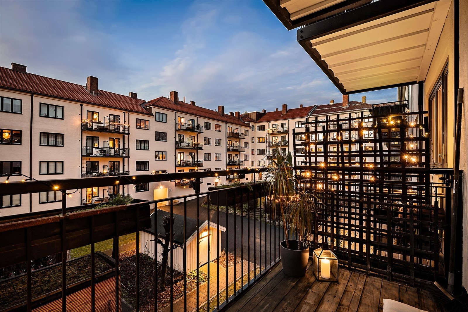 Gjennomgående og solrik 2-roms med stort, separat spisekjøkken - presentert av Vemund Thorkildsen v/ Nordvik avd. Frogner. Foto: Diakrit Galleribilde