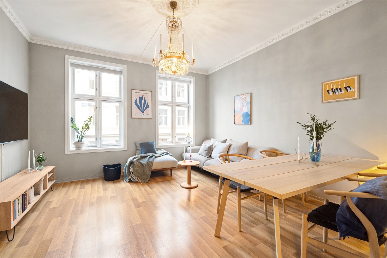 Vi har gleden av å ønske velkommen til denne flotte leiligheten i Maridalsveien 49B! Galleribilde