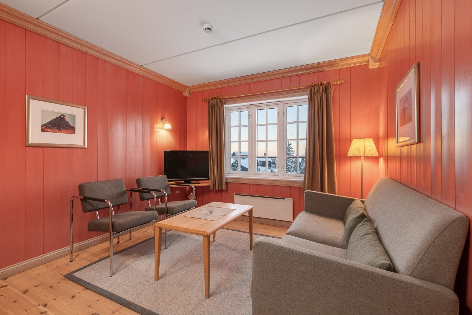 Leiligheten selges i et salg/tilbakeleie-konsept til Ilsetra hotell. Eksklusiv bruksrett sommer, jul, nyttår, vinterferie og påske. Galleribilde