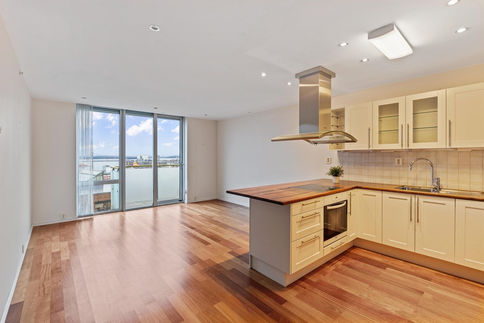 MNF07153.jpg Galleribilde