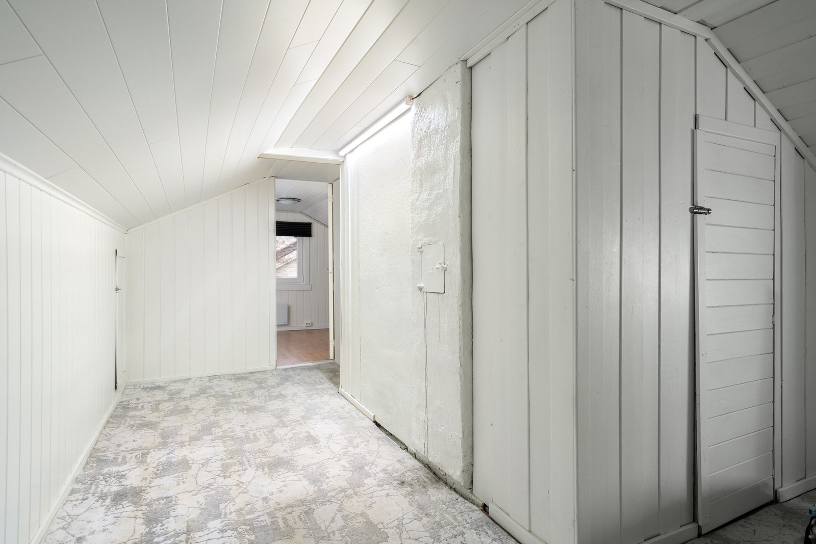 Gang i loftetetasjen Galleribilde