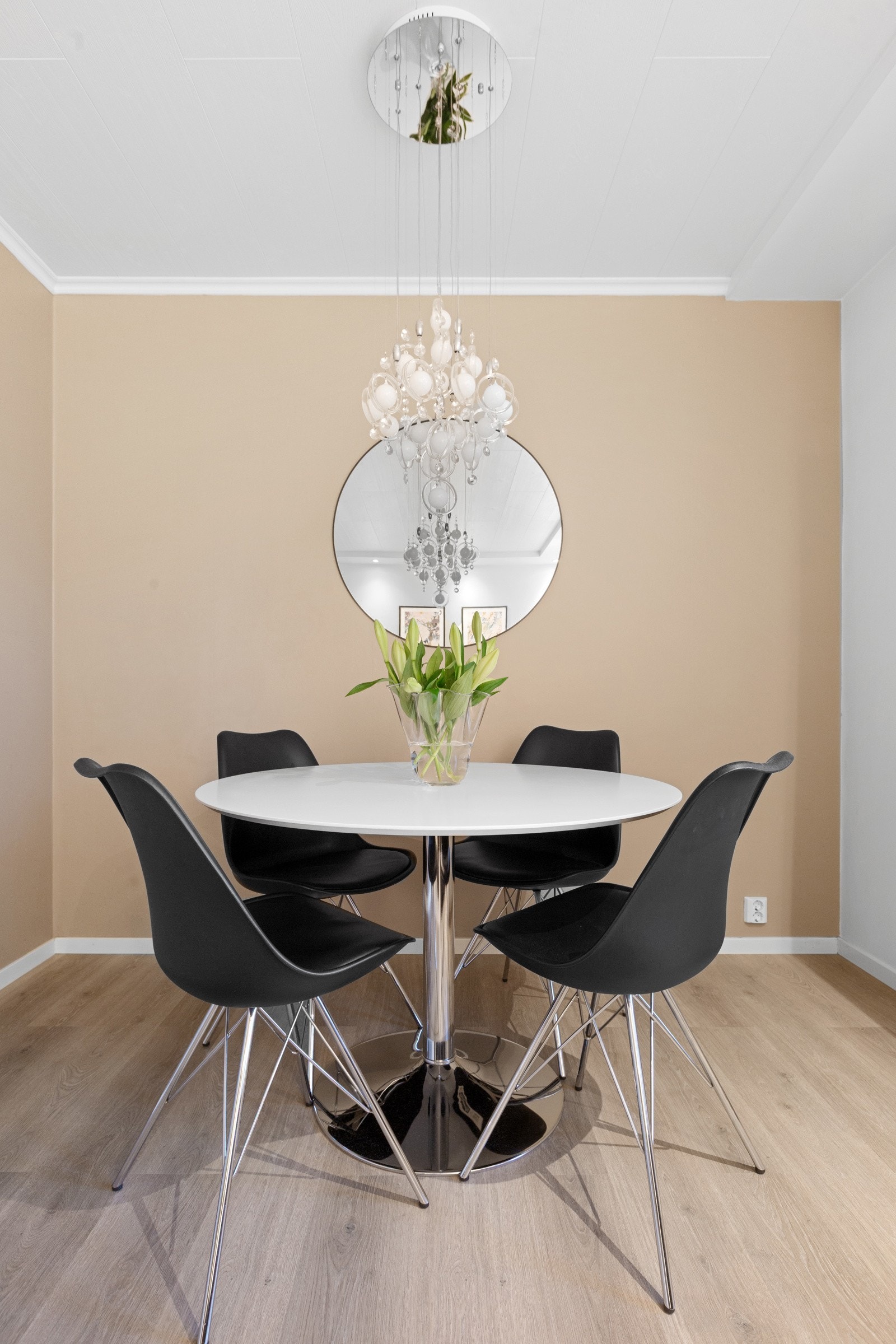 Naturlig plass til spisestuen Galleribilde