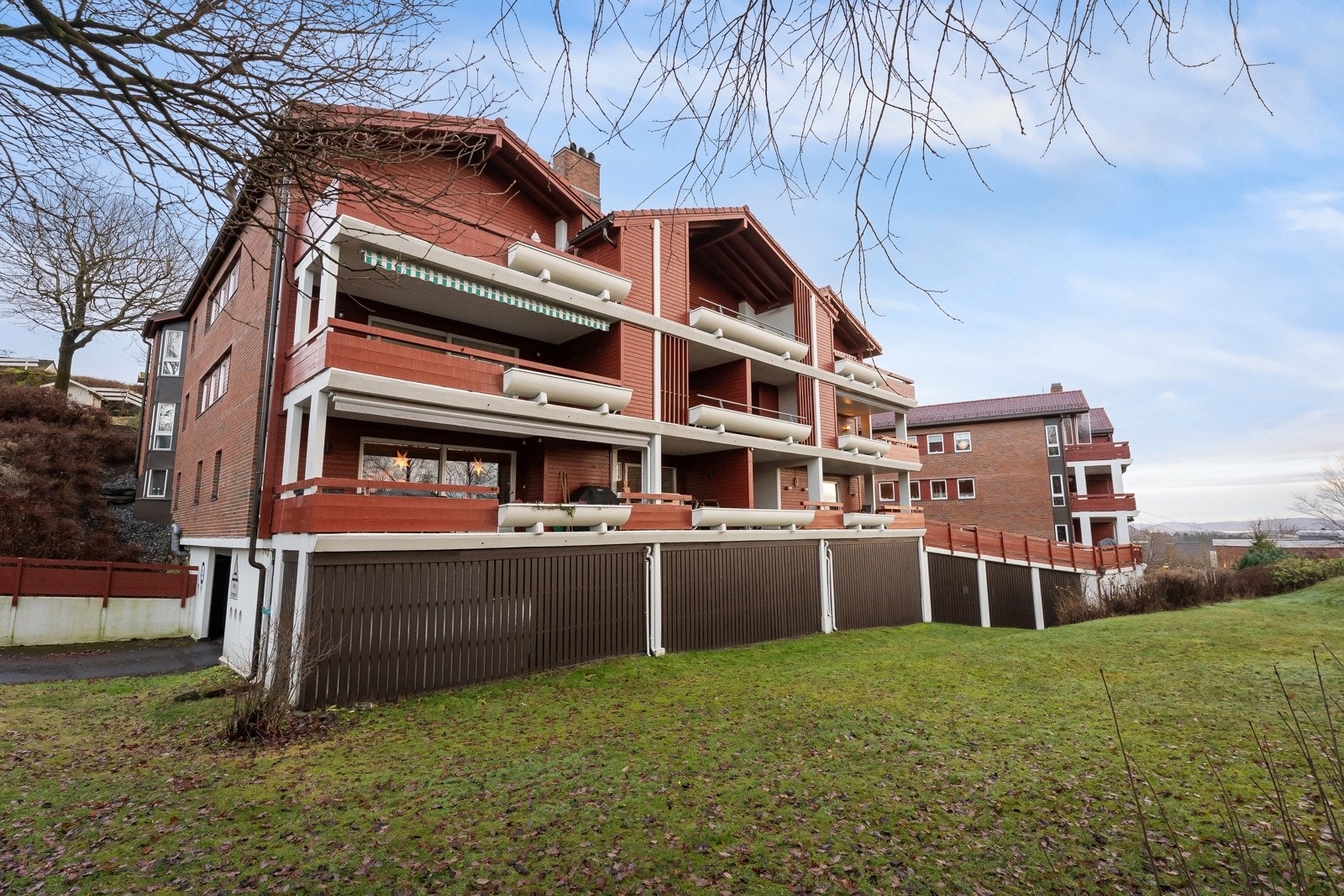 Sameiets blokker fikk nytt tak i 2025 Galleribilde