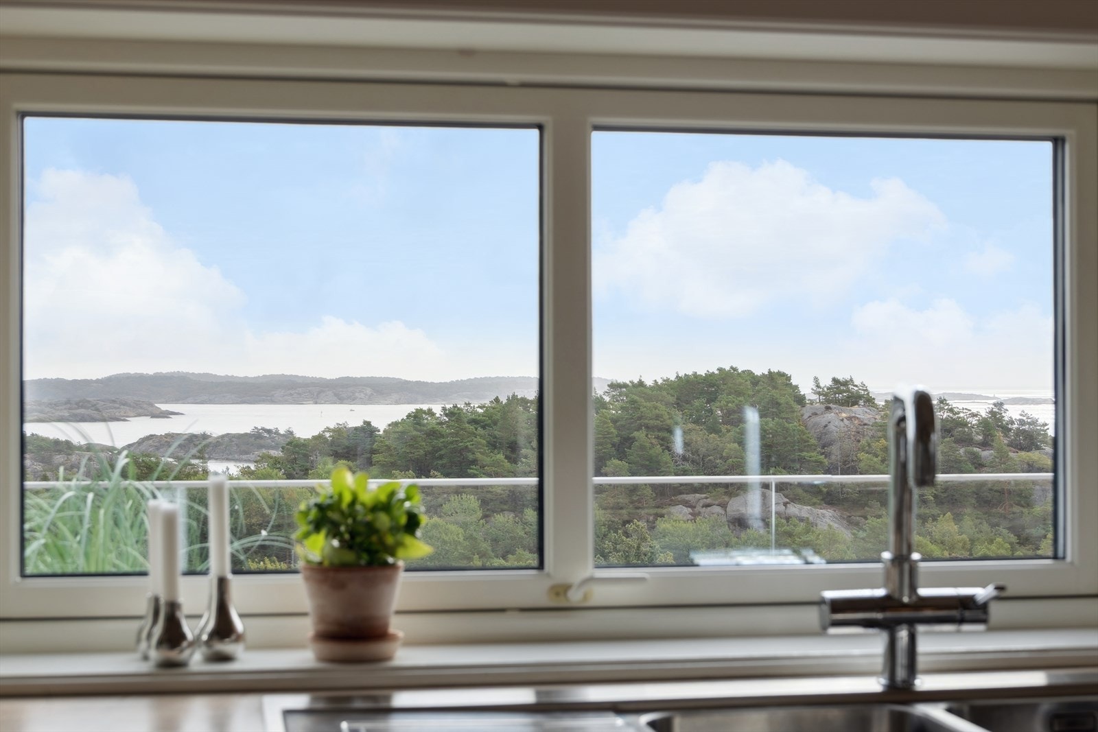 Utsikt fra kjøkkenet Galleribilde