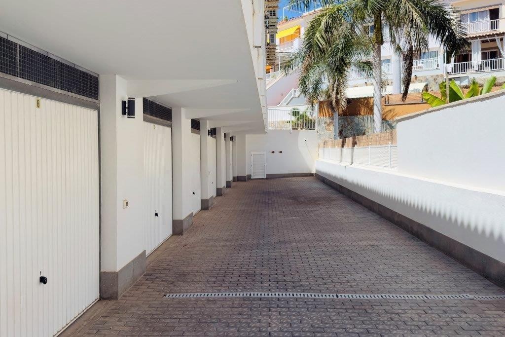 En garasje til hver leilighet Galleribilde