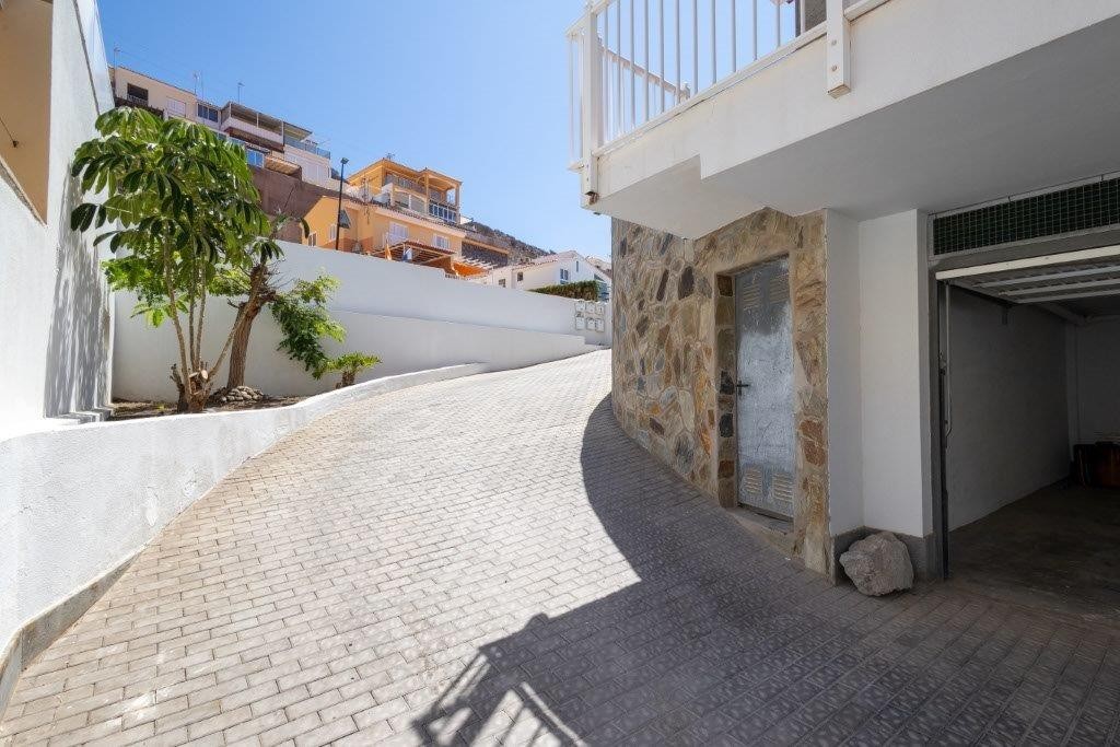 Nedkjørsel til garasjene Galleribilde