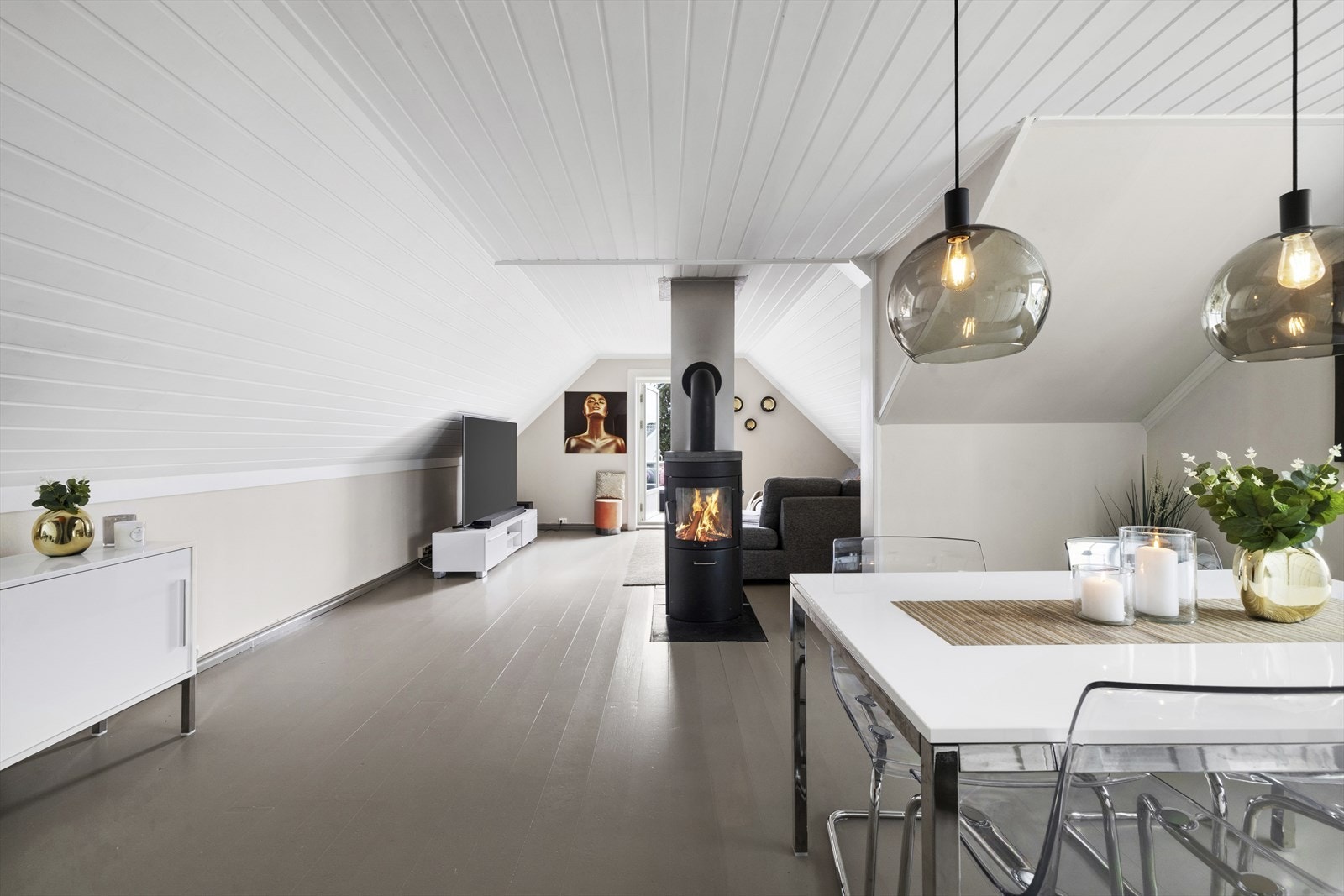 Stue/spisestue Galleribilde