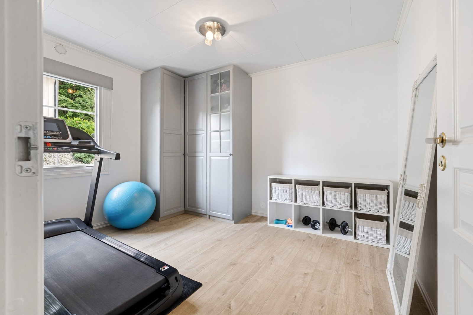 Soverom hovedetasje. Galleribilde