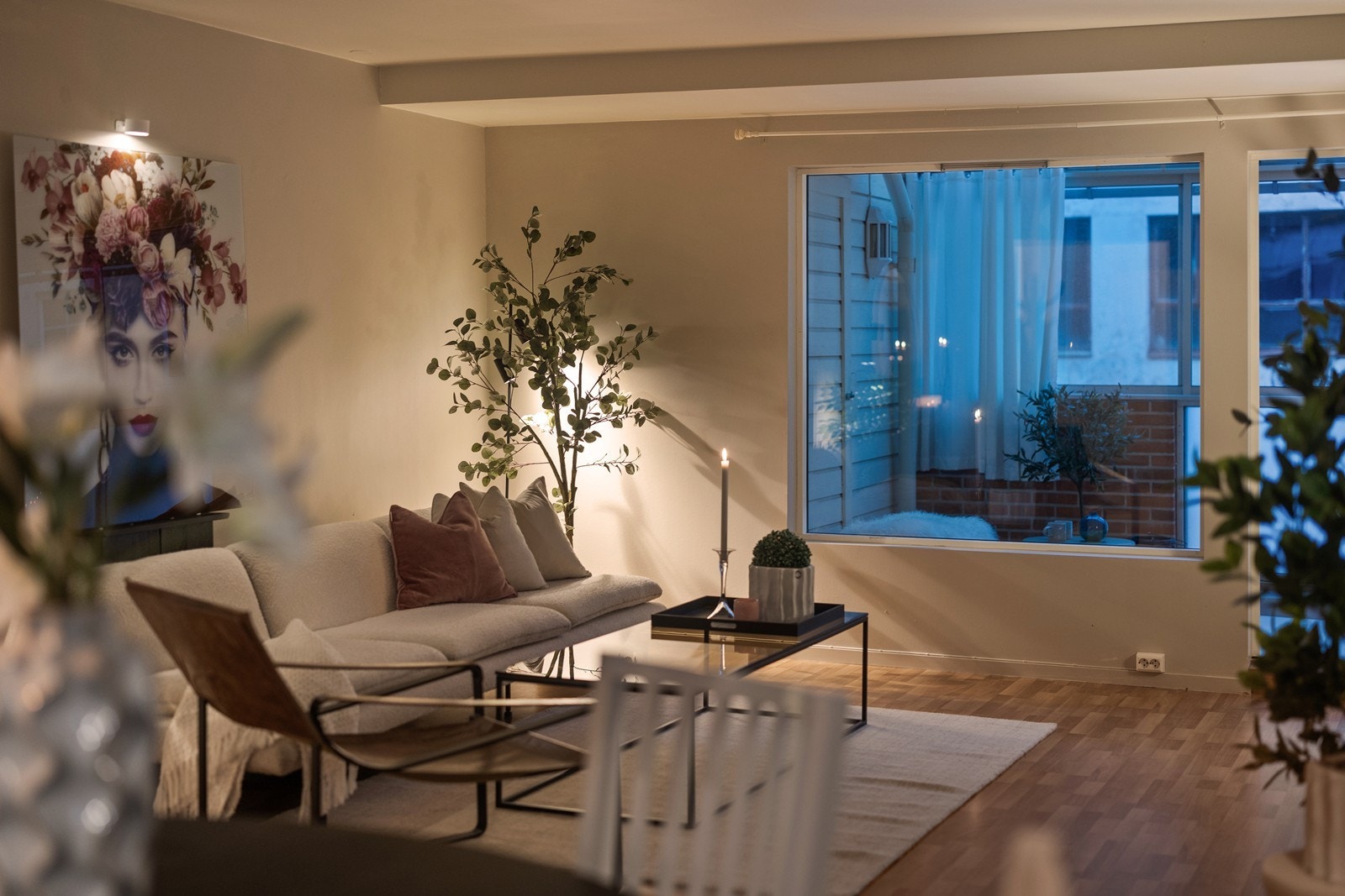 Fra stuen er det adkomst til veranda Galleribilde