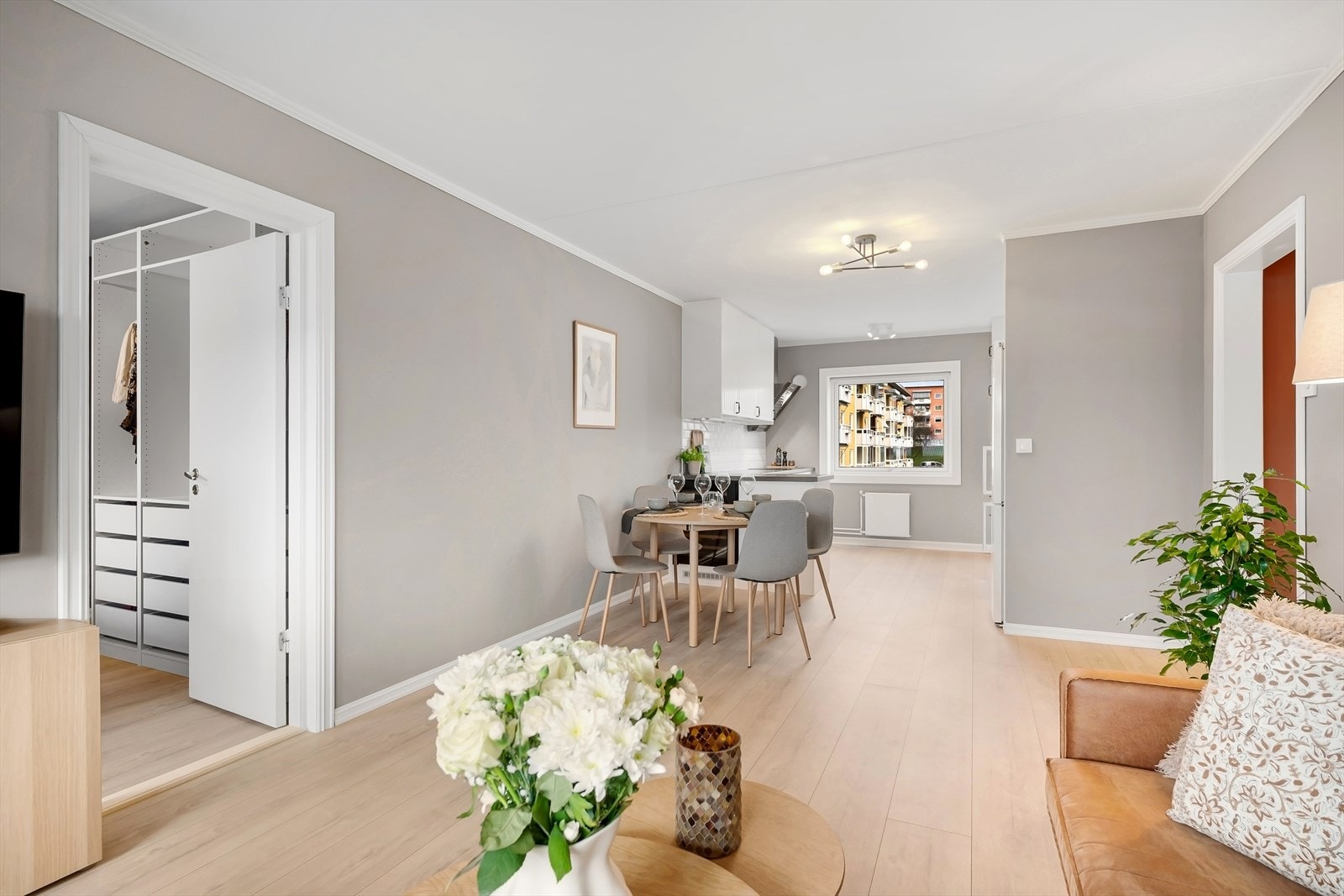 Det er to gode soverom. Soverom 1 inn fra stue. Galleribilde