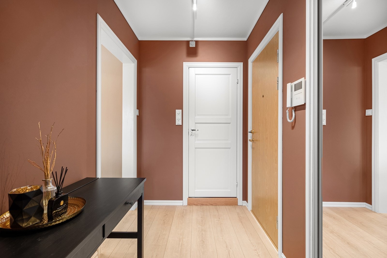 Leiligheten disponerer ca. 6 kvm kjellerbod. Galleribilde