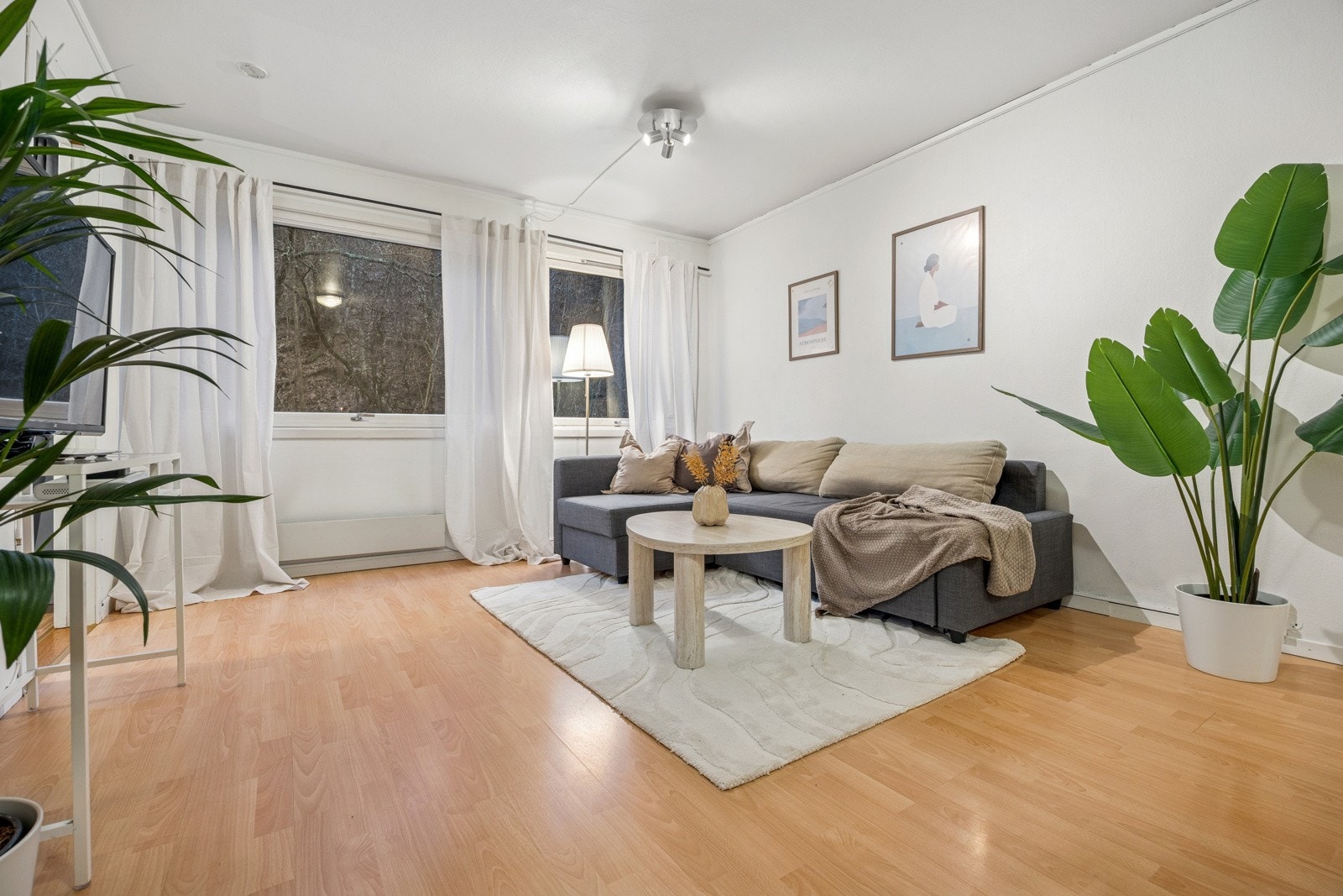 Beliggenheten i 2. etasje gir minimalt innsyn. Galleribilde