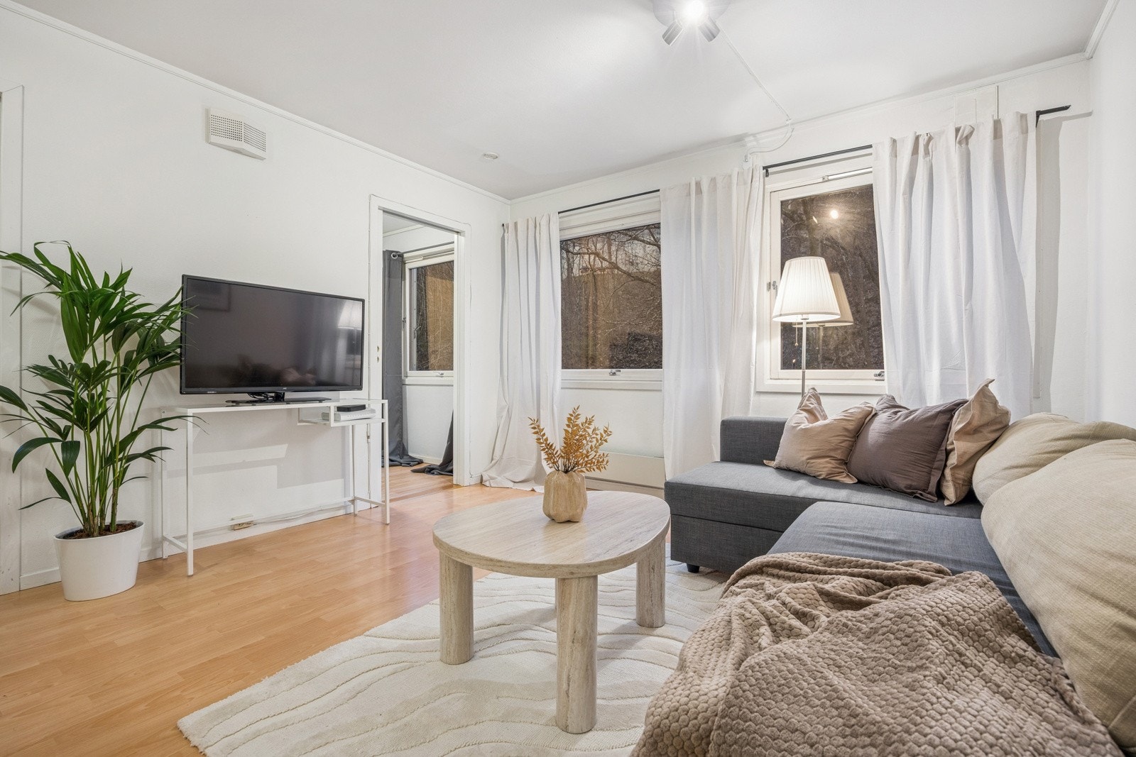 Velkommen til Nardovegen 5B, presentert av Steinar Skaanes v/Proaktiv Eiendomsmegling. Galleribilde