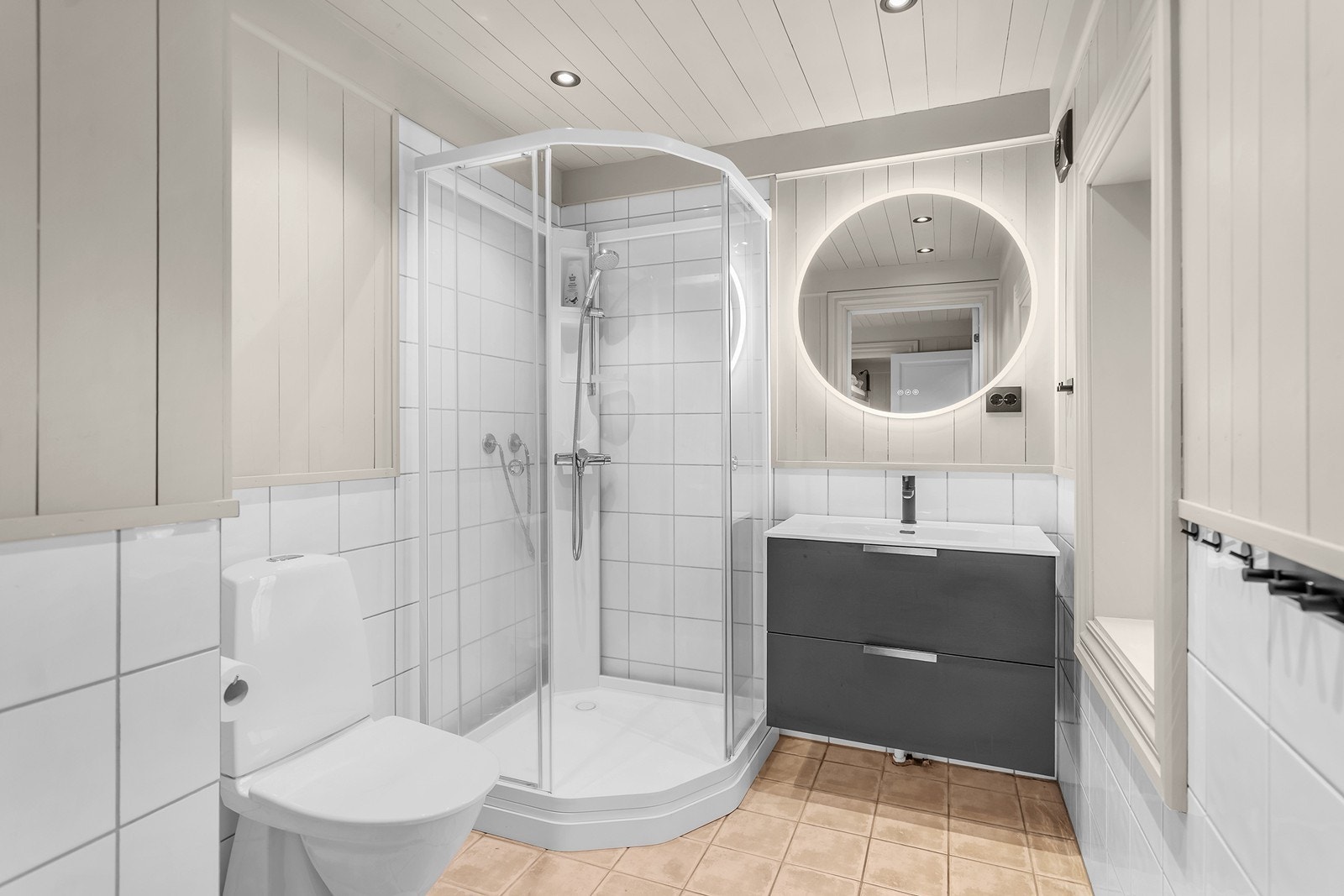 Baderom i 2.etasje Galleribilde