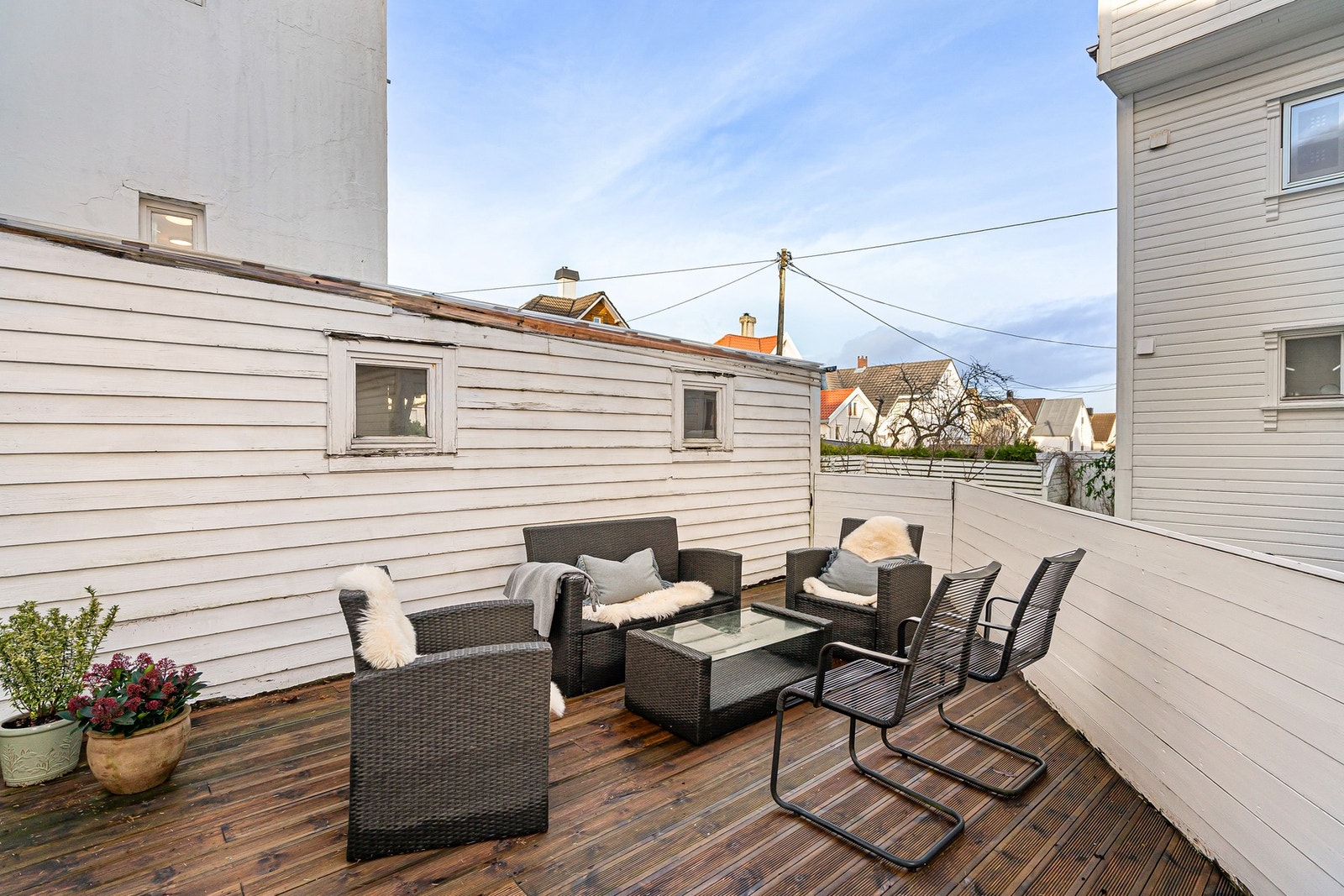 Lunt og solrikt. Galleribilde