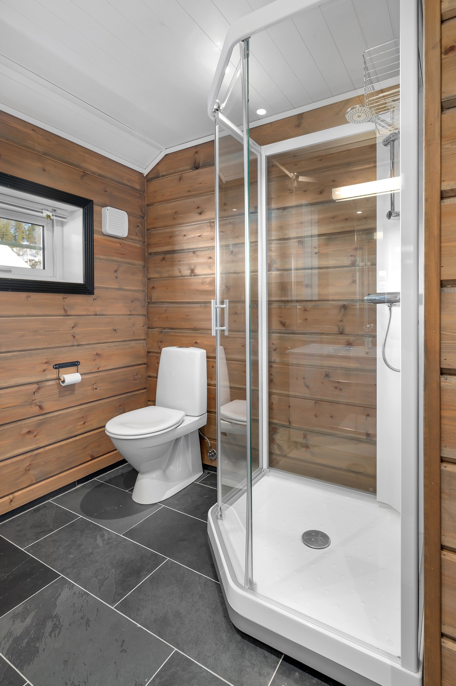 Bad 2.etg. Galleribilde