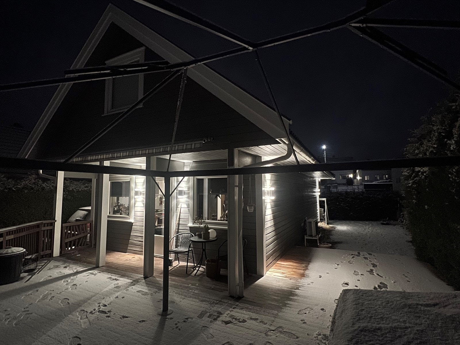 Vinterstemning i Risøraveien 5. Selgers private foto Galleribilde