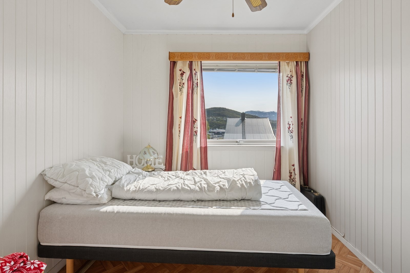 - Soverom nr 2. Galleribilde