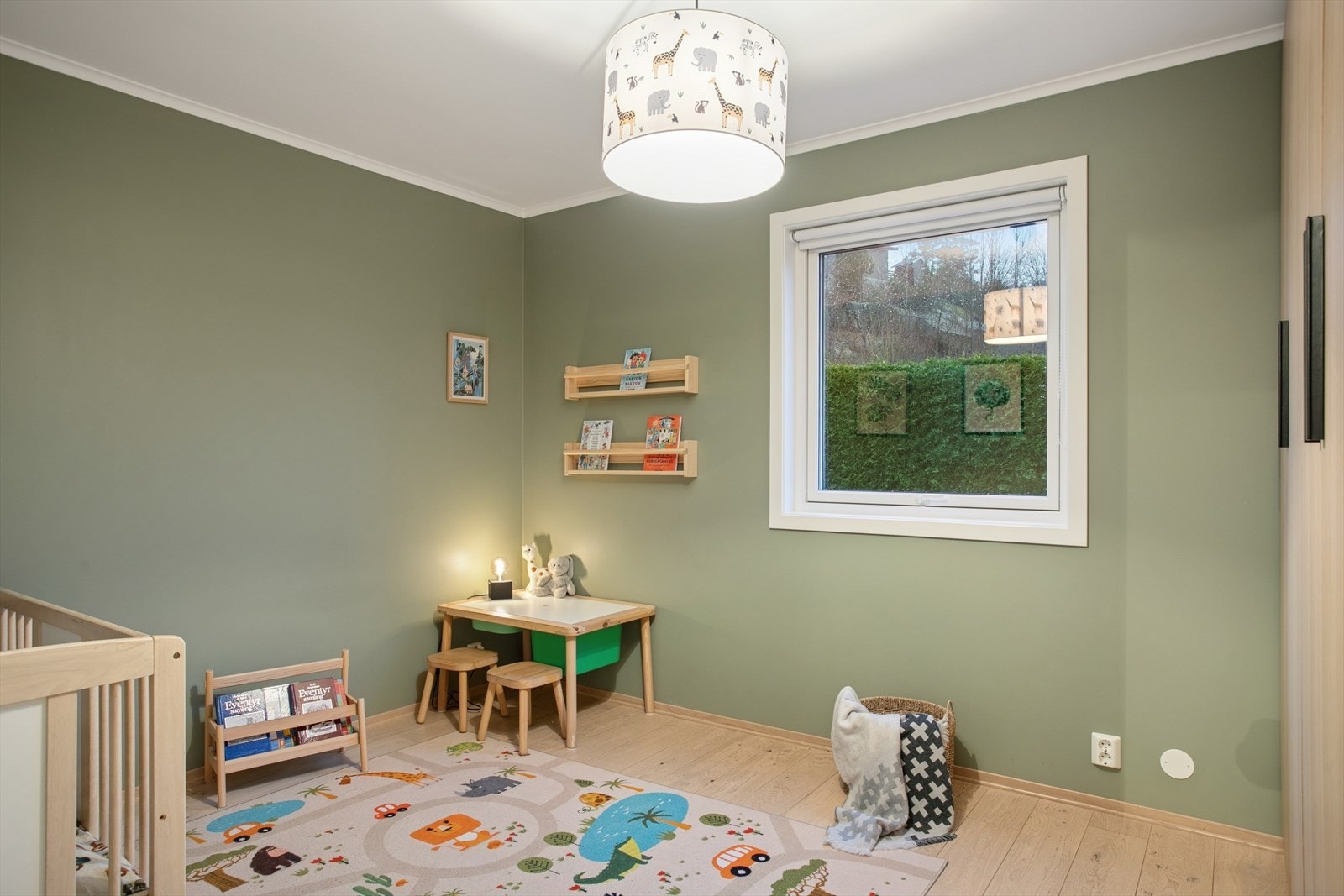 Ifht. nyere boliger har disse rommene svært god romfølelse. Galleribilde