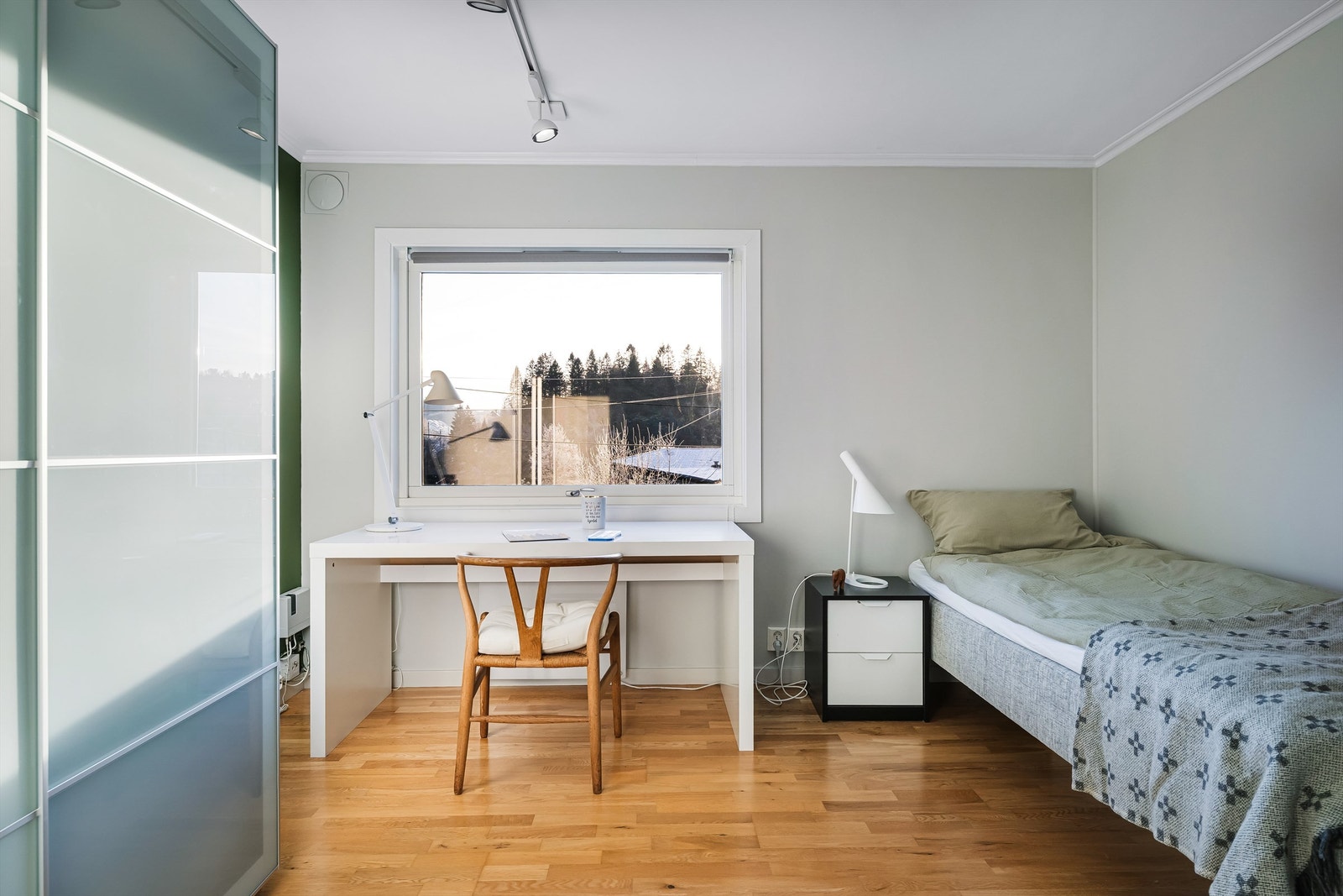 Soverom 2 i boligen er i underetasjen Galleribilde