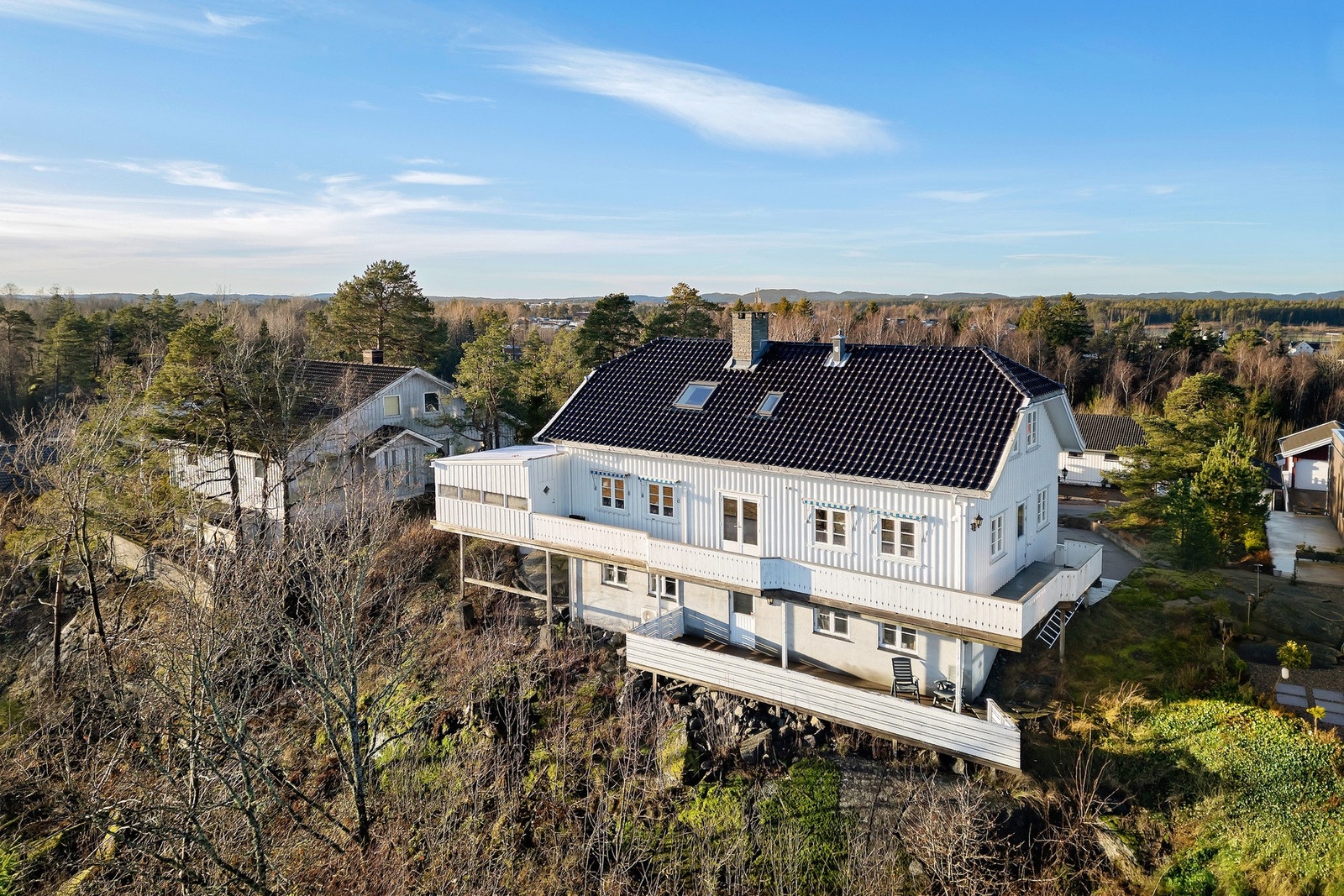 Boligen ligger i en blindgate - perfekt for barnefamilier Galleribilde