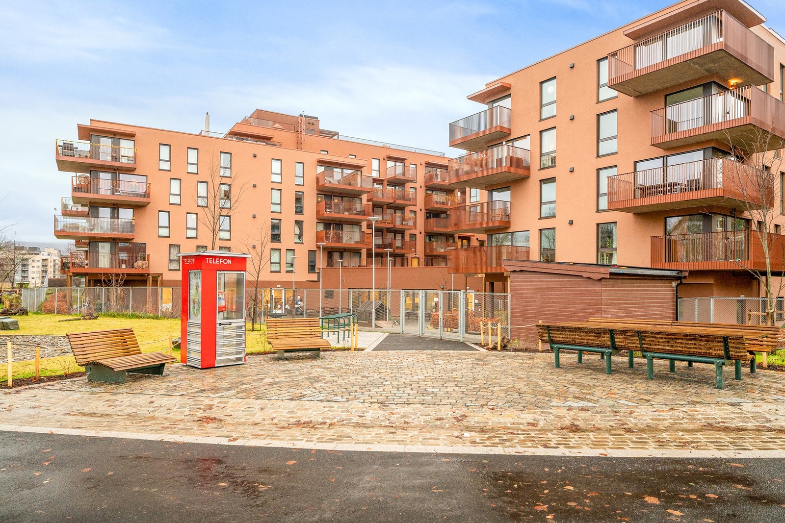 Nabolaget er under stor utvikling og fremstår som nytt og moderne. Galleribilde