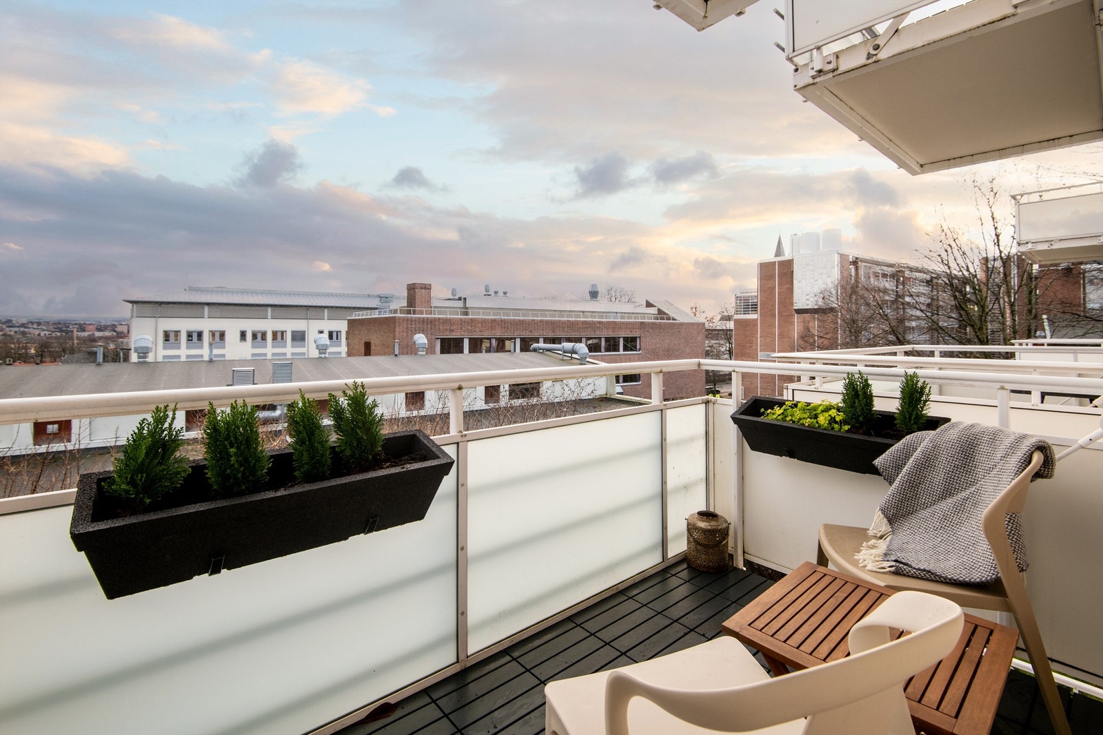 Her kan du nyte morgenkaffen i sola! Galleribilde