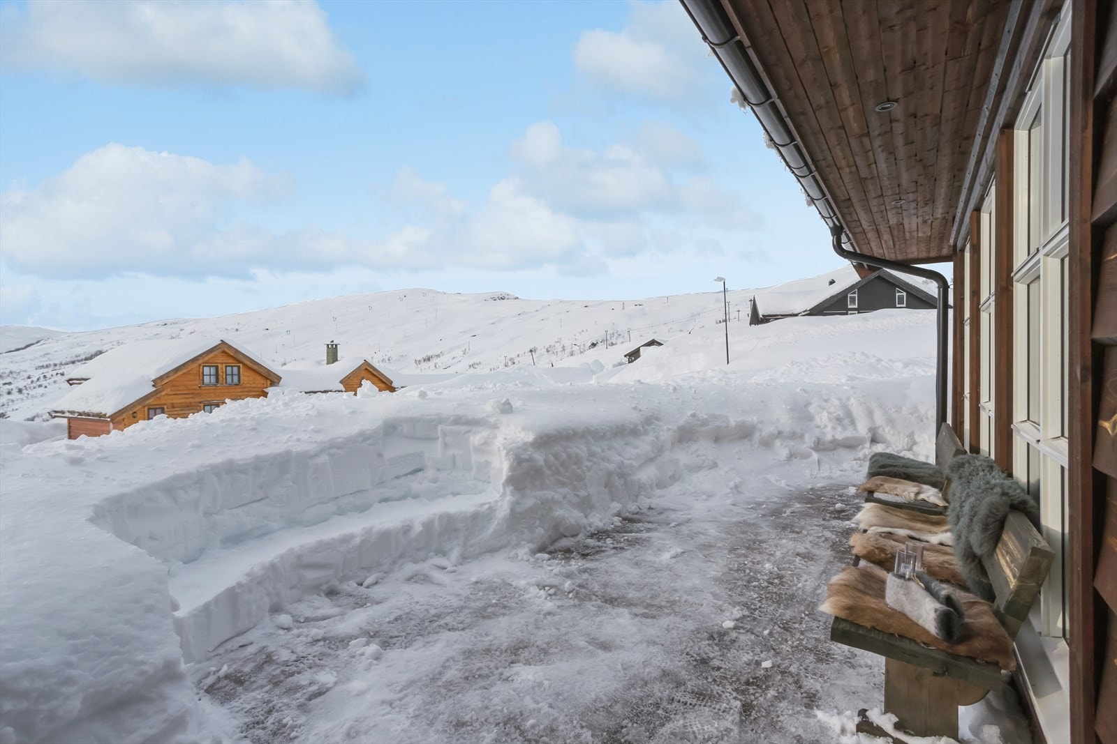 Utsikt og sol! Galleribilde