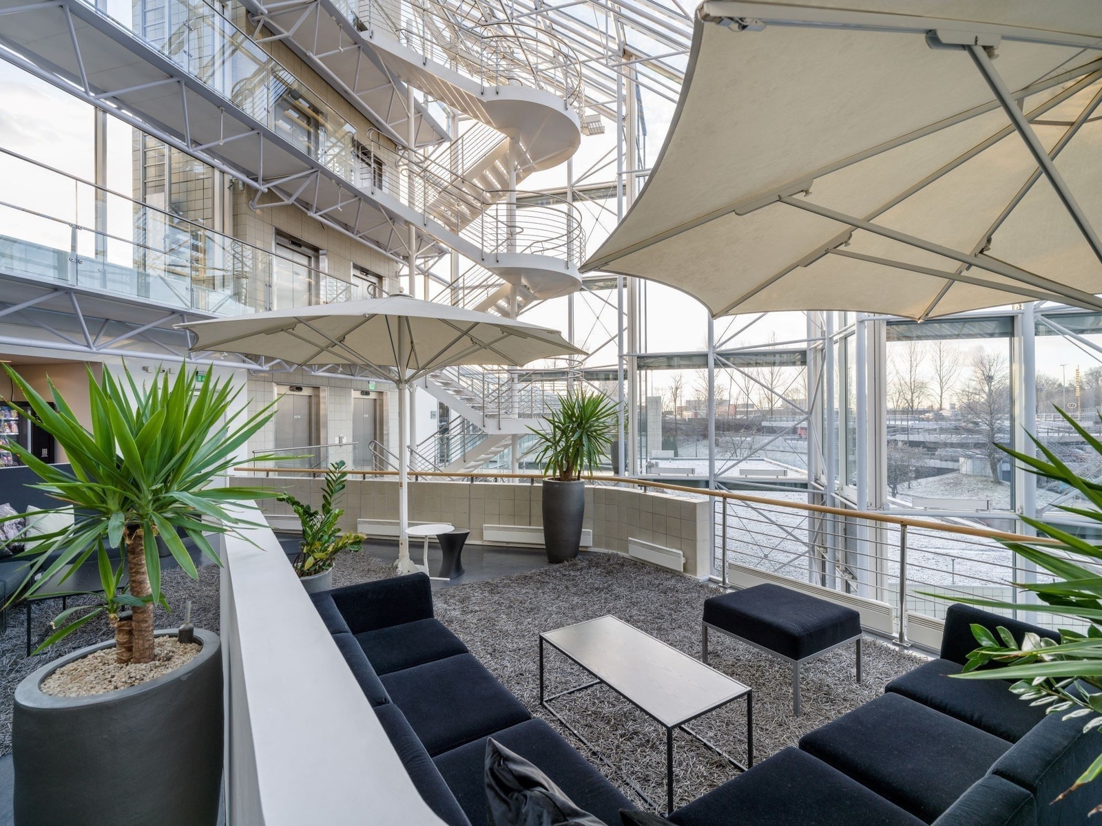 Hyggelig fellesareal utenfor lokalene fra 3. etg Galleribilde