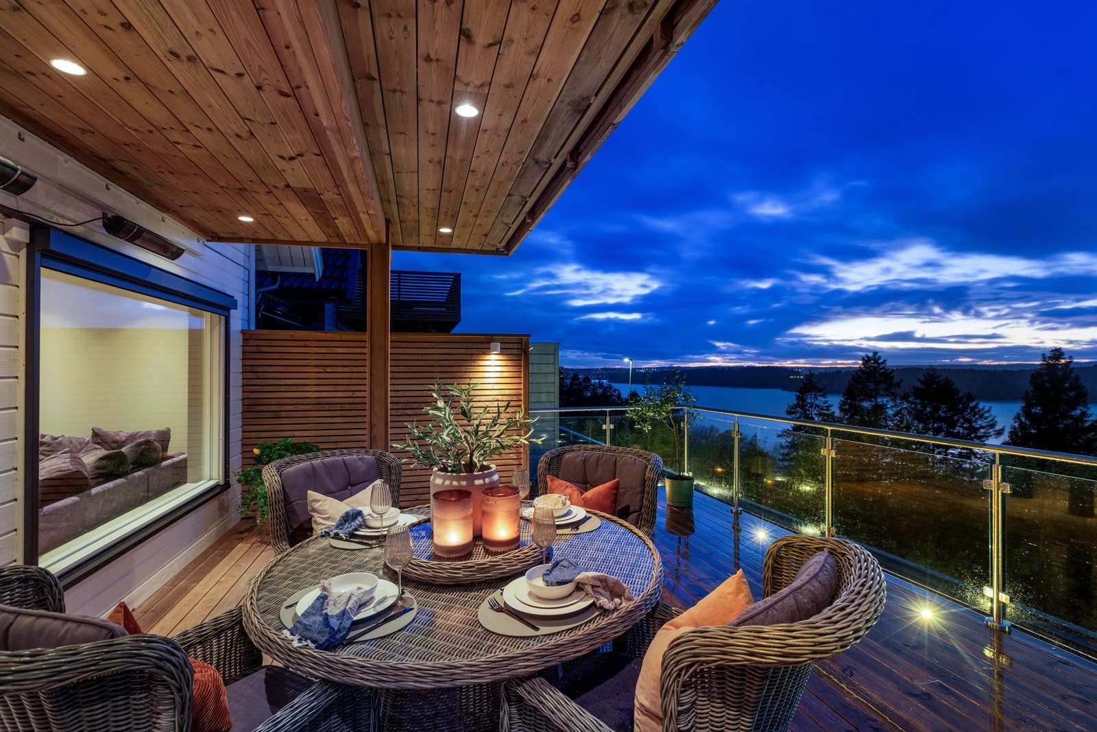 Velkommen til Bakkelifjellet 12 - Enebolig med høy kvalitet - utsikt og meget gode solforhold Galleribilde