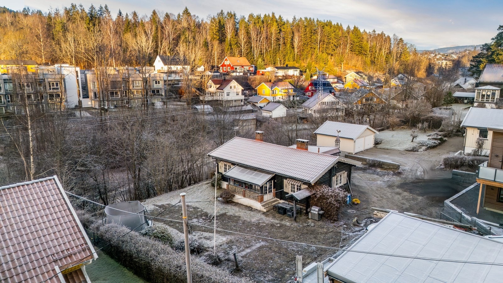 Lillehagveien 71B - Usjenert enebolig i barnevennlige omgivelser. Foto: Øivind Fykse. Galleribilde