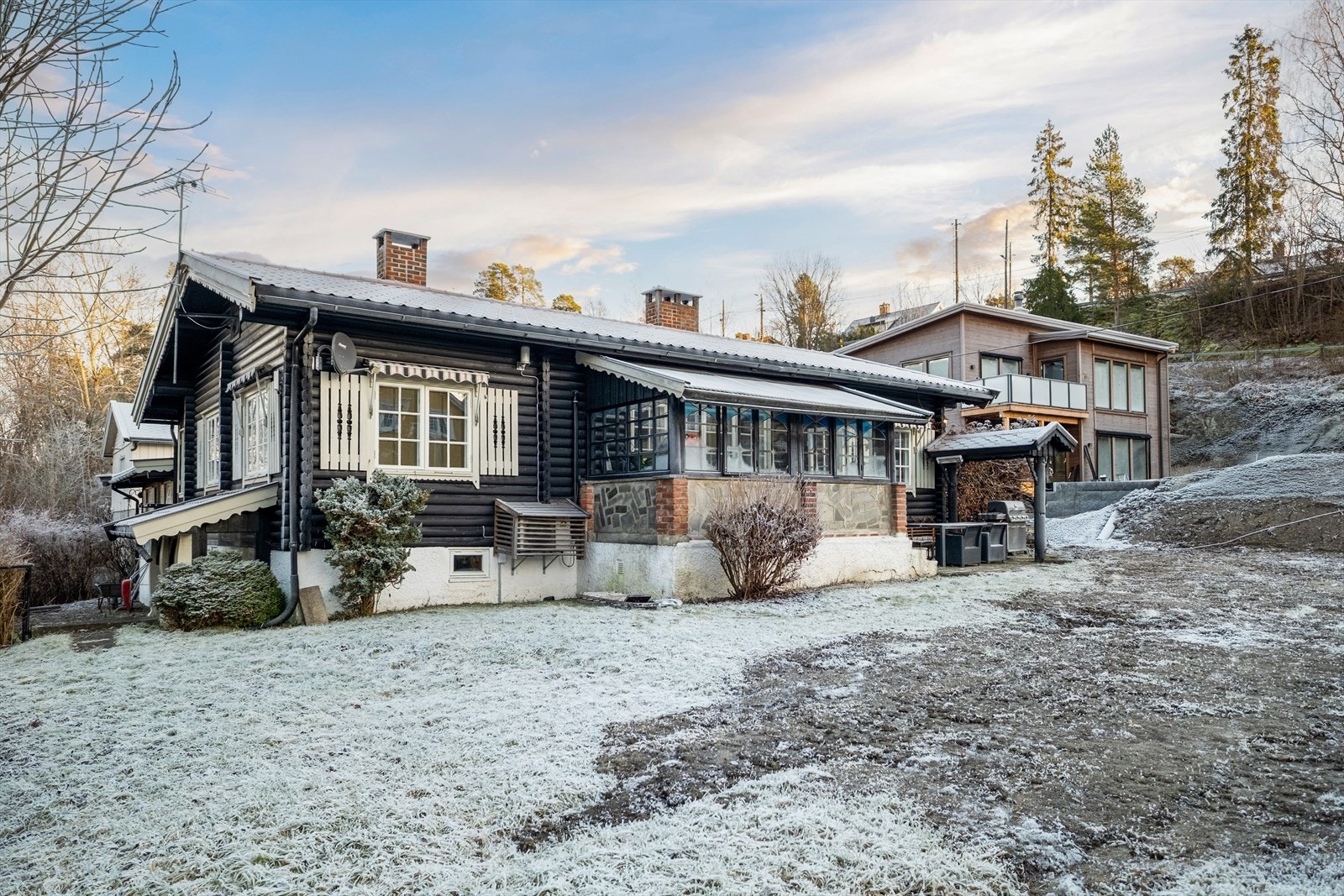 Stor, flat og solrik tomt. Galleribilde