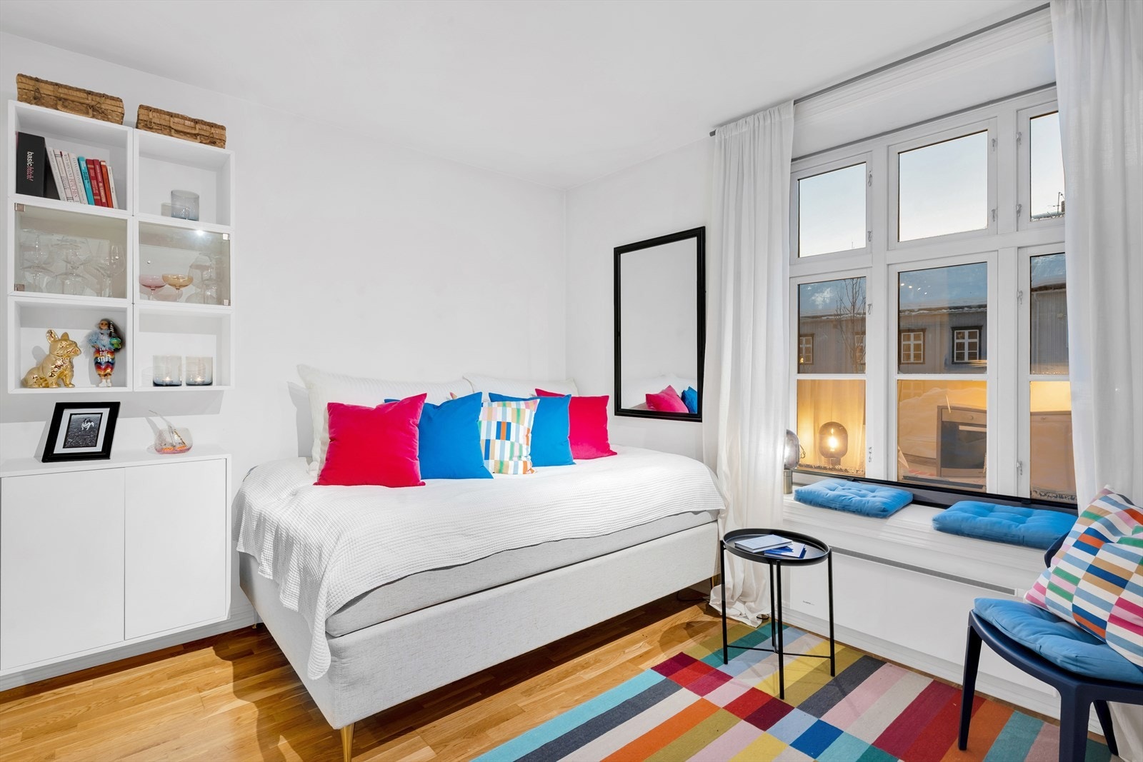 Urban leilighet i sentrum med IN-ordning, balansert ventilasjon og flotte fellesområder! Galleribilde