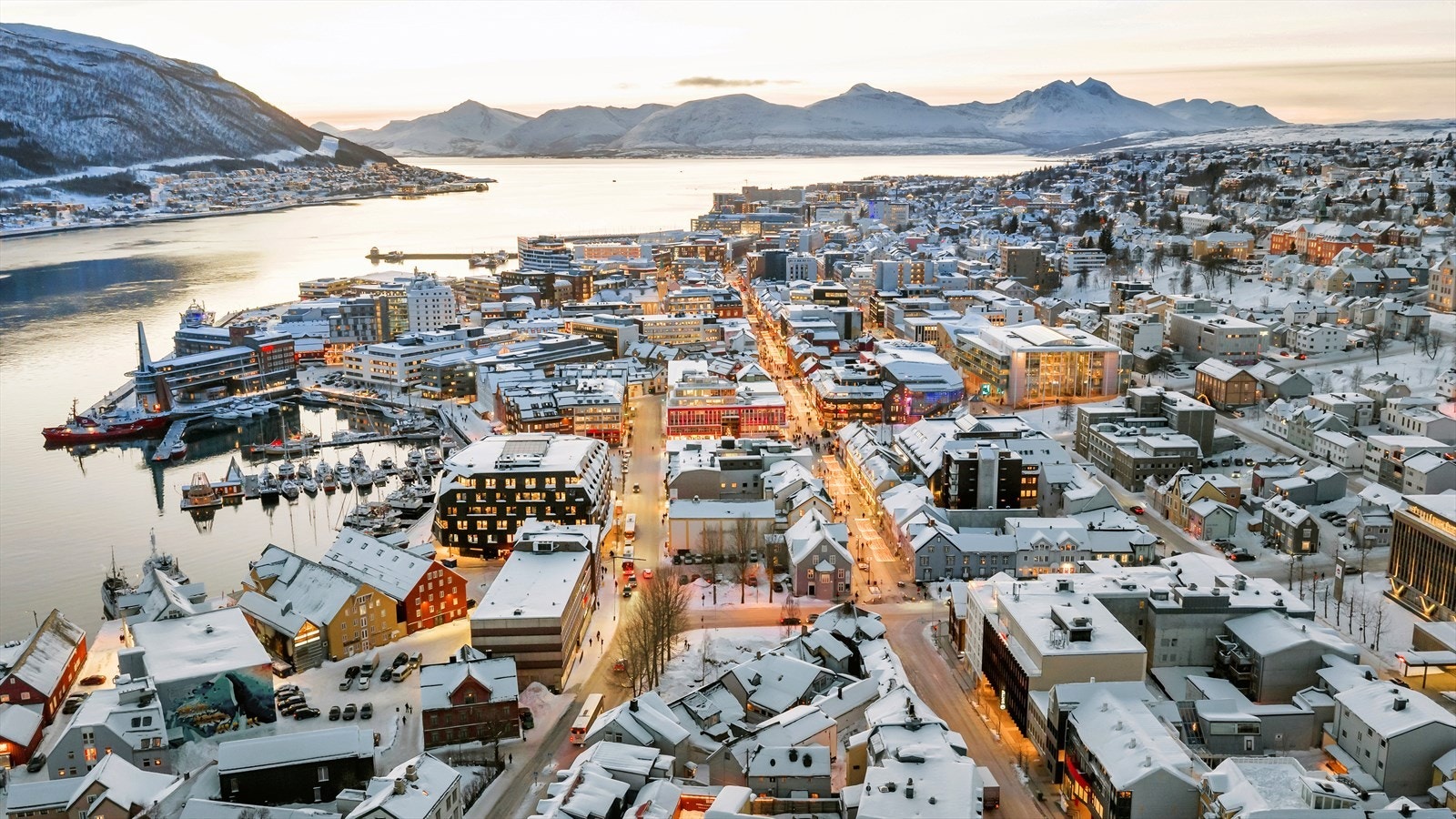 Bo midt i sentrum med nærhet til alt. Galleribilde