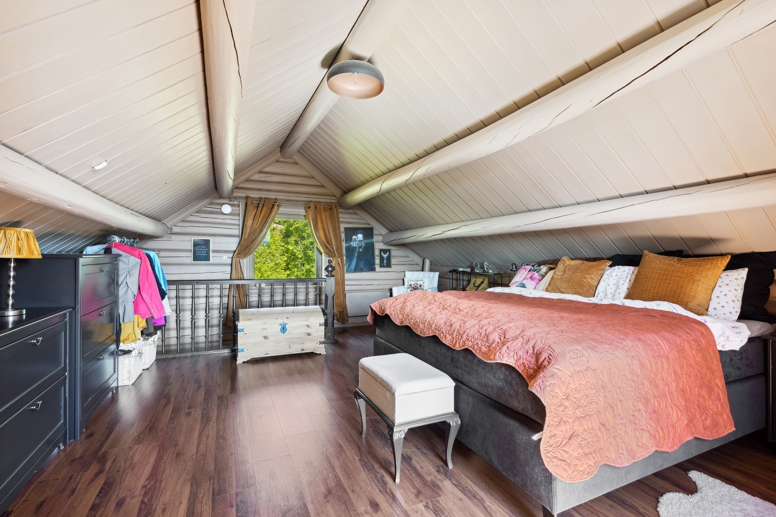 Hovedsoverom i 2 etasje Galleribilde