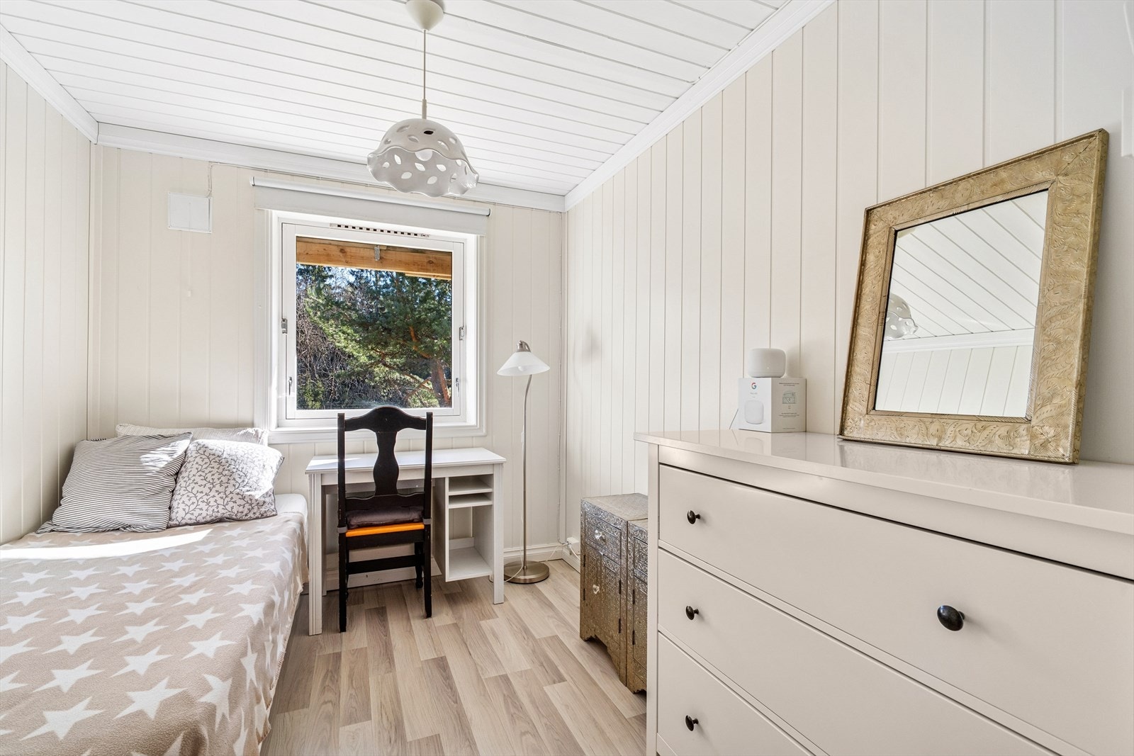 Første soverom i boligens underetasje Galleribilde