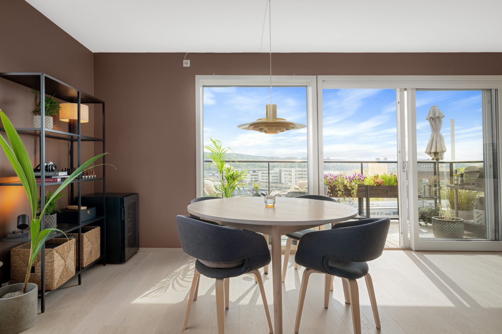 A-konto fyring og varmtvann er inkludert i felleskostnadene. Galleribilde