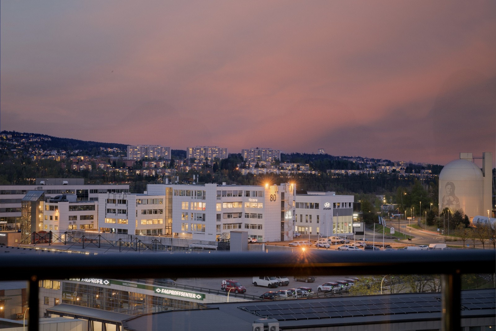 Utsiktsbilder. Galleribilde