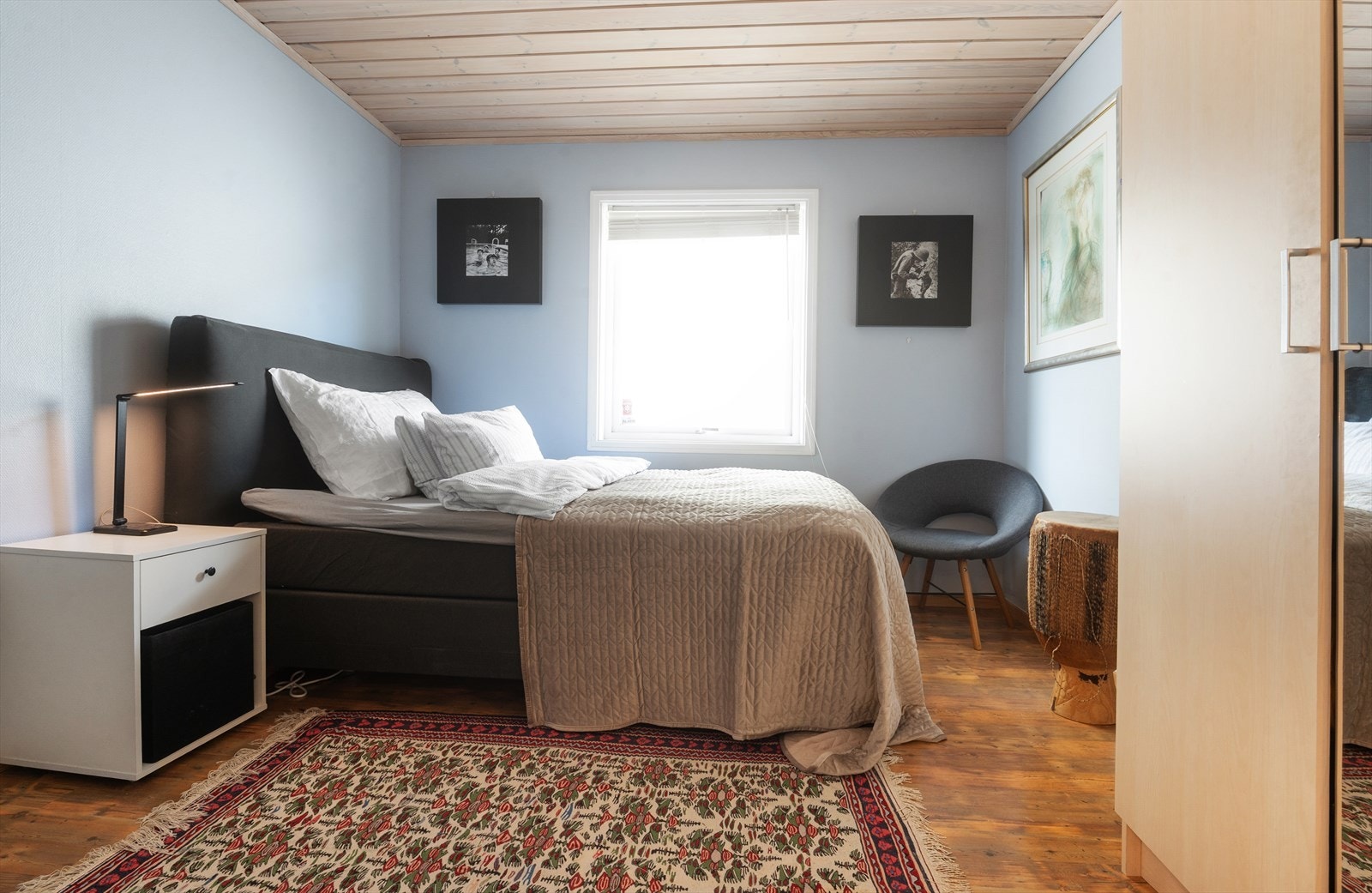 Underetasjen er godkjent med to soverom. Galleribilde